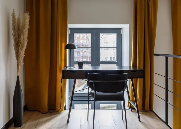 Daire Close-golden - Stylish Loft - Great Location &jana Pawla33