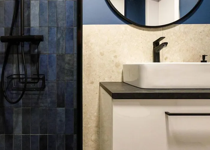 Close-golden - Stylish Loft - Great Location &jana Pawla33 Daire *